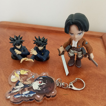Anime kuju Levi + fotol olevad asjad