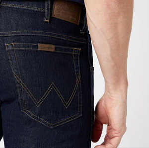 Джинсы Wrangler 42/34 (3 фото из 4)