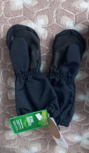 Новые перчатки Polarn O.Pyret k/s, размер 3 (2-4 года) (фото #2)