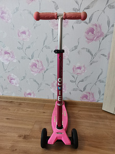 Tõukeratas Micro Maxi (1 foto / 2)