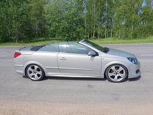 Opel Astra TwinTop RENT 60€/päev (kabriolett) (4 foto / 4)