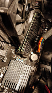 Müüa vana arvuti AMD Phenom II x6 1090T (6 foto / 9)