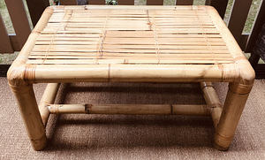 Bambusest laud