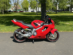 HONDA CBR 600F (6 фото из 8)