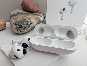 Apple AirPods Pro 3 (3 foto / 5)