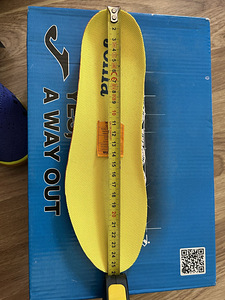 Joma uued jalatsid (5 foto / 5)