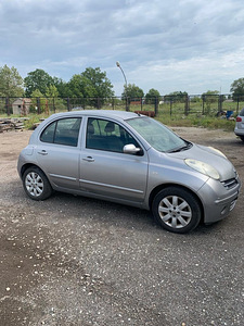 Nissan Micra (3 foto / 5)