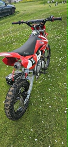 Кроссовый мотоцикл 140cc Nitro (6 фото из 6)