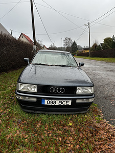 Audi Coupe (1 фото из 5)