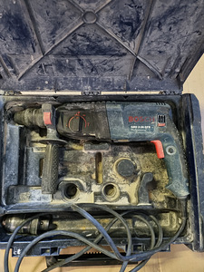 Перфоратор Bosch Professional (5 фото из 5)