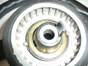 РУЛЬ BMW M-TECH 2 (3 фото из 5)
