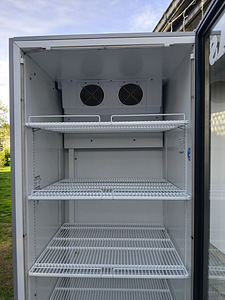Холодильник (охлаждающий шкаф) Frigoglass MAX-700 с стеклянной дверью (6 фото из 10)