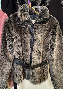 Куртка женская (3 фото из 4)