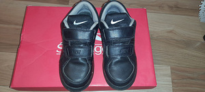 Nike tossud s.29,5 (stp. 19 cm) (1 foto / 4)