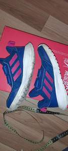 Adidas tossud s.29 (4 foto / 6)