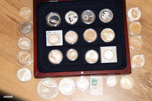 999 hõbemünte medaleid ja plaate 1026g (1 foto / 3)