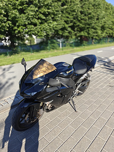 Kawasaki ninja zx10r 2008 129kw (5 foto / 8)