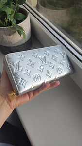 Louis Vuitton rahakott rahakott (1 foto / 4)