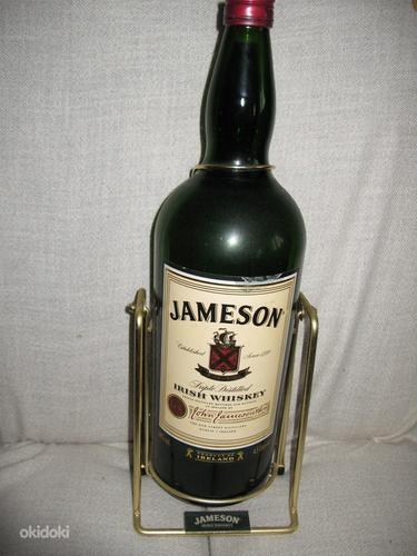 Бутыль на качелях JAMESON WISKY 4.5л (фото #1)