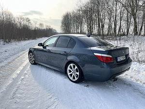 BMW 530d 2007 173kw Facelift (3 foto / 15)