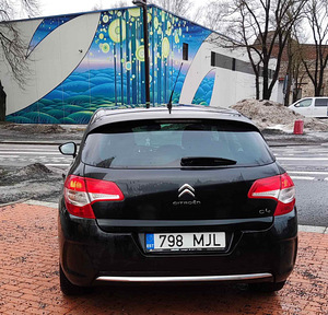 Citroen C4 Collection (5 фото из 13)