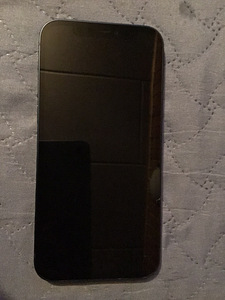 Apple iPhone 12 128GB (2 foto / 3)