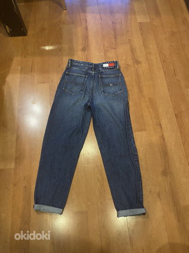 Tommy Hilfiger High Tapered Mom Jeans (foto #2)
