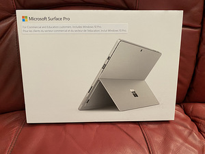 Microsoft Surface Pro 6, 16GB RAM, 256GB SSD (6 foto / 6)