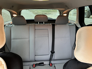 Mercedes-BENZ C200 (6 foto / 9)