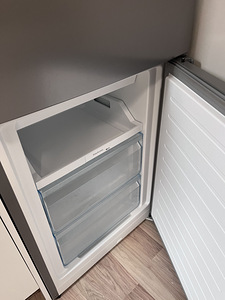 Bosch külmkapp NoFrost KGN36NLEB (1 foto / 5)