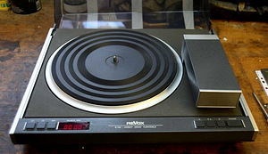 Виниловый проигрыватель Revox B790, граммофон, проигрыватель (2 фото из 4)