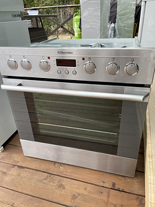 Müüa Electrolux integreeritav ahi+pliit (2 foto / 5)