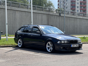 BMW 530d manuaal (3 foto / 9)