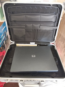 Kott Rimowa 900.09 Attache Notebook L (2 foto / 2)