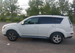Mitsubishi Outlander (10 foto / 11)