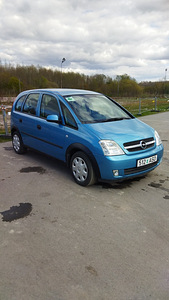 Opel Meriva (4 фото из 8)
