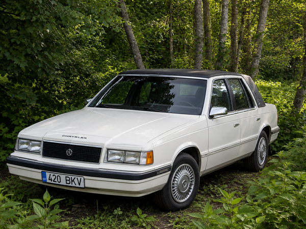 Chrysler le baron