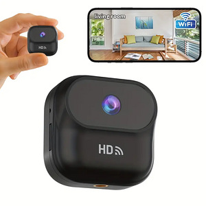 Mini WiFi kaamera liikumistuvastusega (5 foto / 8)