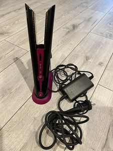 Фен + выпрямитель Dyson( проданы) (4 фото из 5)