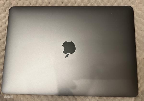 MacBook Pro (13-inch, 2019, Two Thunderbolt 3 ports) (foto #1)