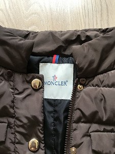 Moncler sügisjope XS (3 foto / 4)