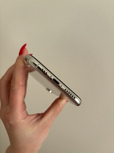 Apple iPhone XS 64GB (6 foto / 7)