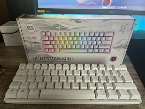 Razer HUNTSMAN МИНИ (1 фото из 1)
