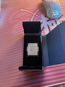 Intel i5 12400f (1 фото из 2)