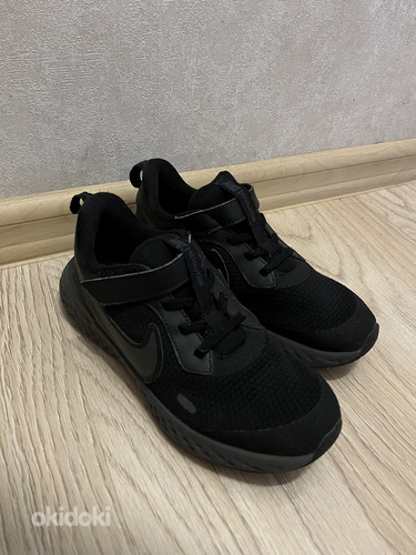 Кроссовки для мальчиков Nike 35 размер (фото #2)