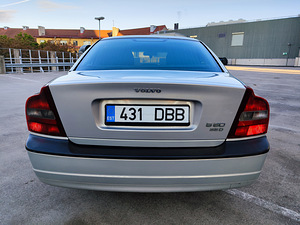Volvo S80 2.5d 103kw (5 foto / 11)