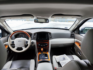 Jeep Grand Cherokee 3.0 crd (9 foto / 10)