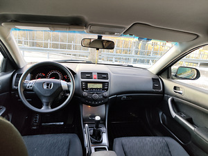 Honda accord (8 foto / 9)