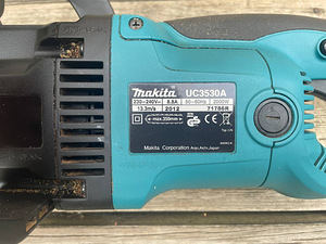 Kettsaag Makita UC3530A (2 foto / 3)