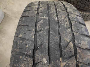 P265/65 R17 110T Yokohama rehvid (3 foto / 4)